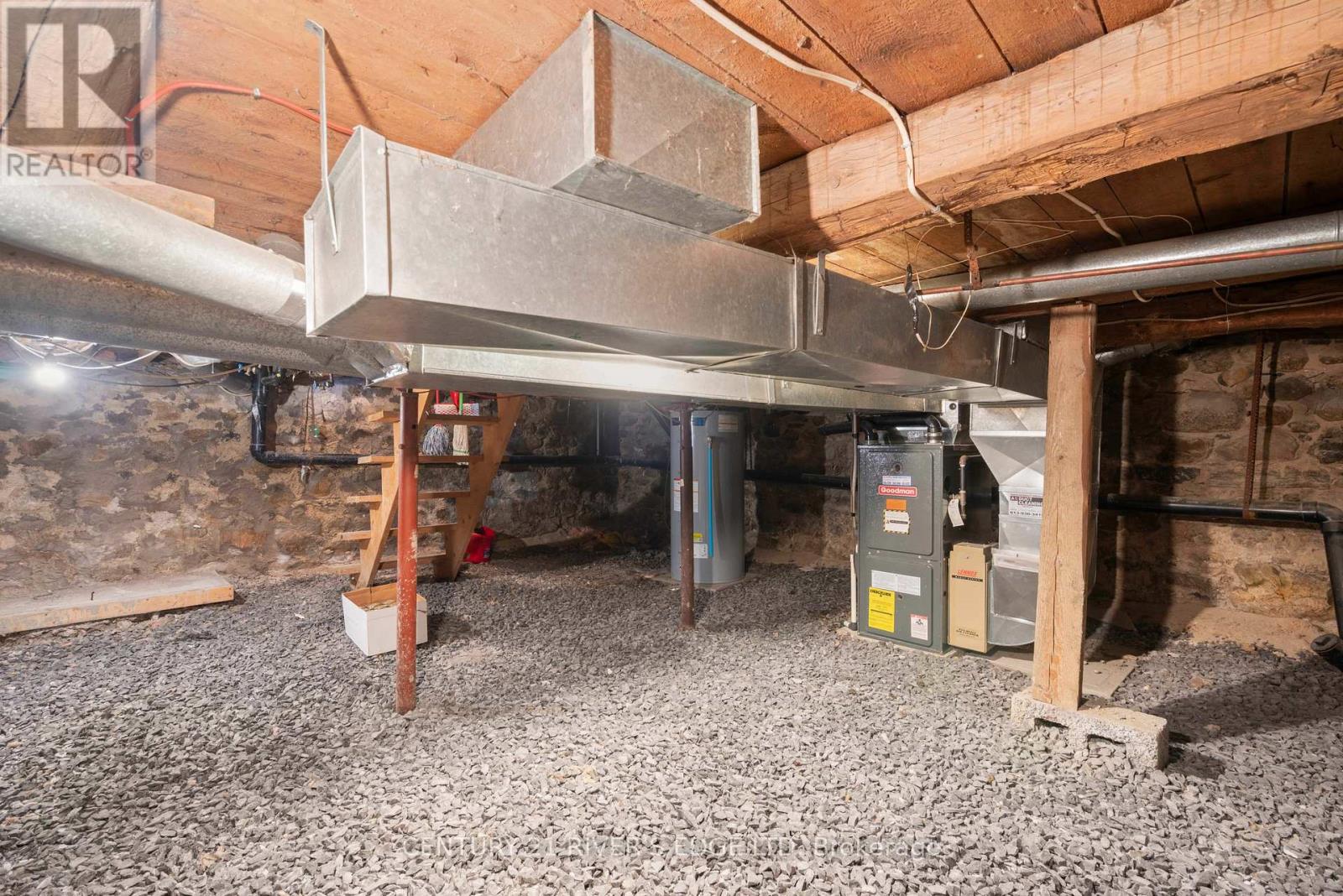 61 Augusta Street, South Dundas, Ontario K0C 1X0 - Photo 23 - X12498024