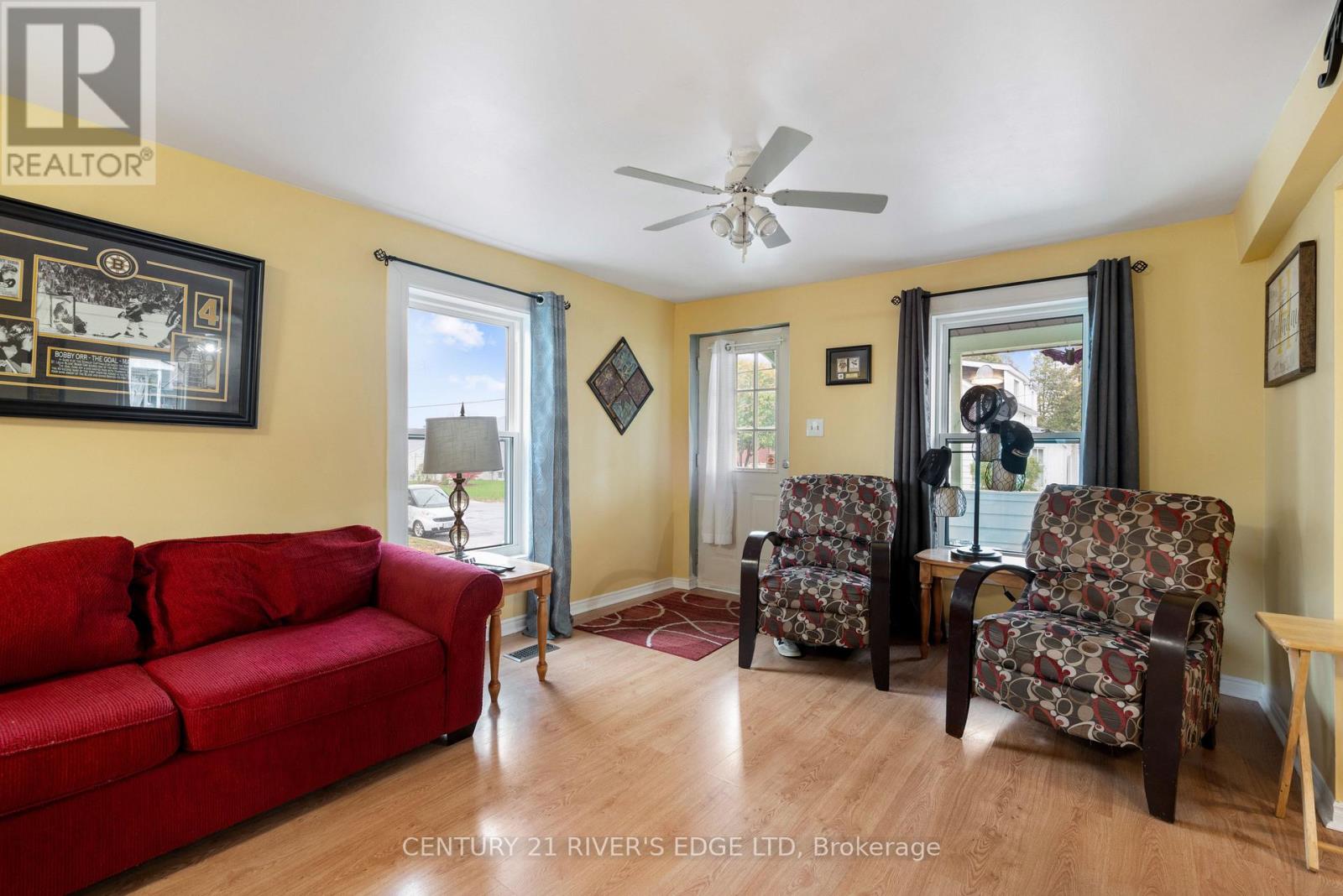 61 Augusta Street, South Dundas, Ontario K0C 1X0 - Photo 8 - X12498024