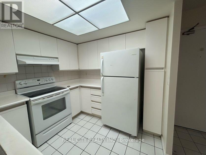 #2008 - 325 Webb Drive, Mississauga, Ontario  L5B 3Z9 - Photo 29 - W12476994