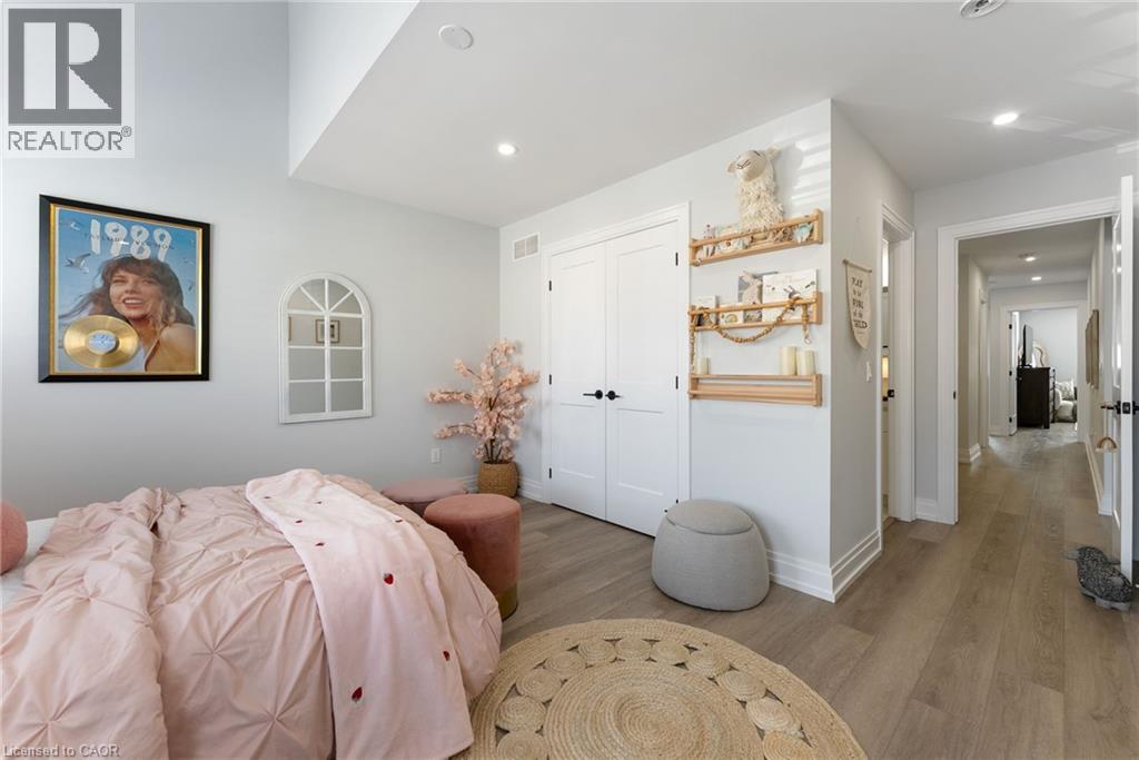 10 Granite Ridge Trail, Waterdown, Ontario  L8B 1Y4 - Photo 37 - 40784178