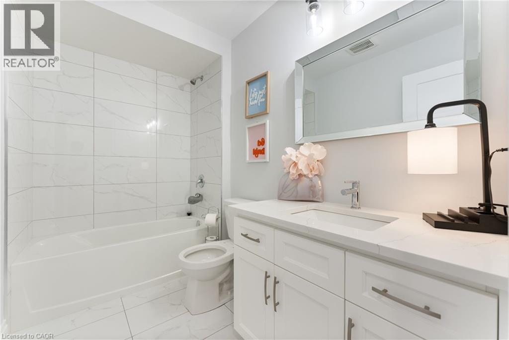 10 Granite Ridge Trail, Waterdown, Ontario  L8B 1Y4 - Photo 38 - 40784178