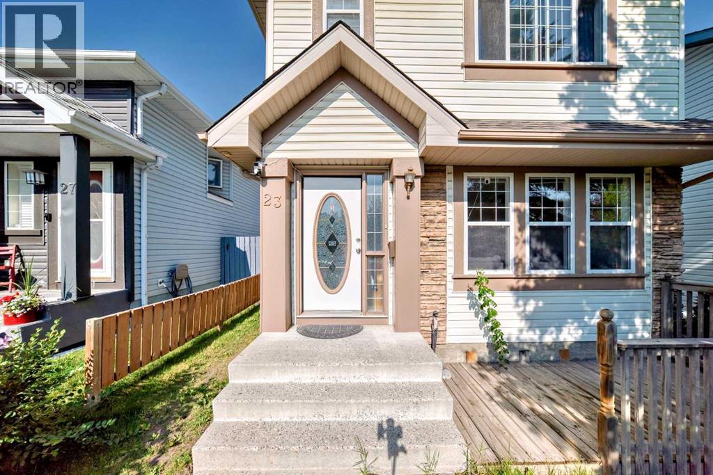 23 Hidden Ranch Road Nw, Calgary, Alberta  T3A 5S5 - Photo 3 - A2239282