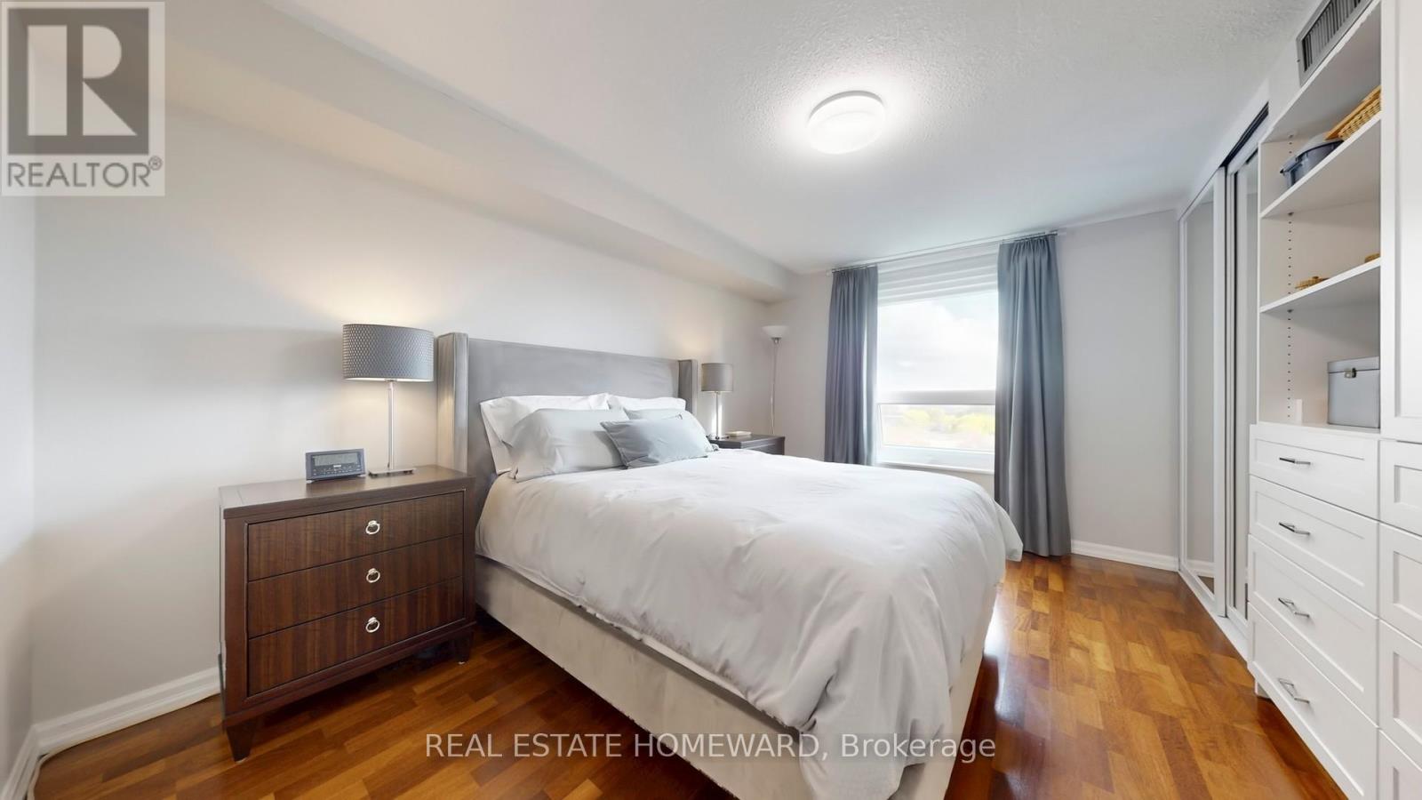 920 - 77 Maitland Place, Toronto, Ontario  M4Y 2V6 - Photo 13 - C12494232