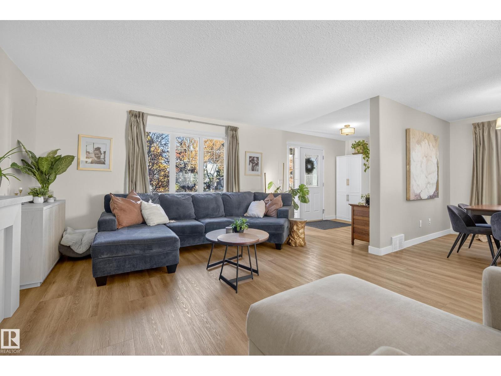 8705 92a Av Nw, Edmonton, Alberta  T6C 4G6 - Photo 9 - E4464266