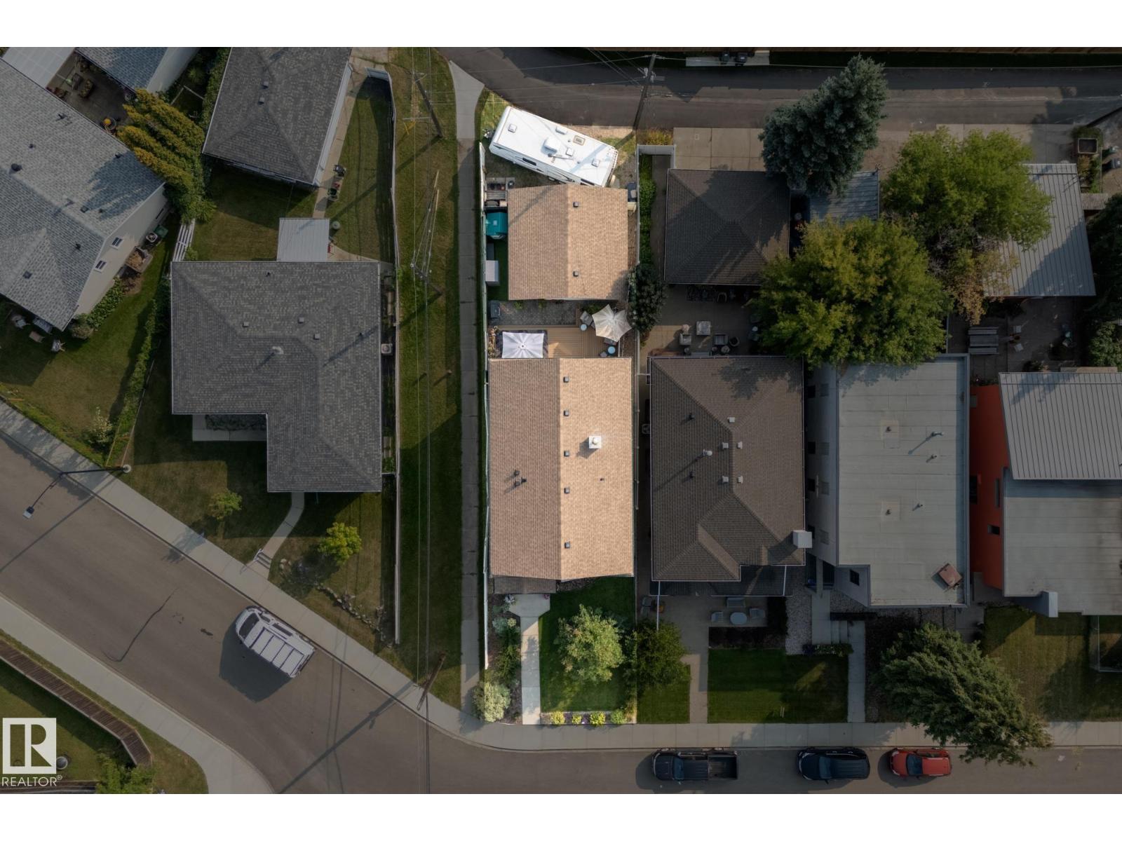 8705 92a Av Nw, Edmonton, Alberta  T6C 4G6 - Photo 65 - E4464266
