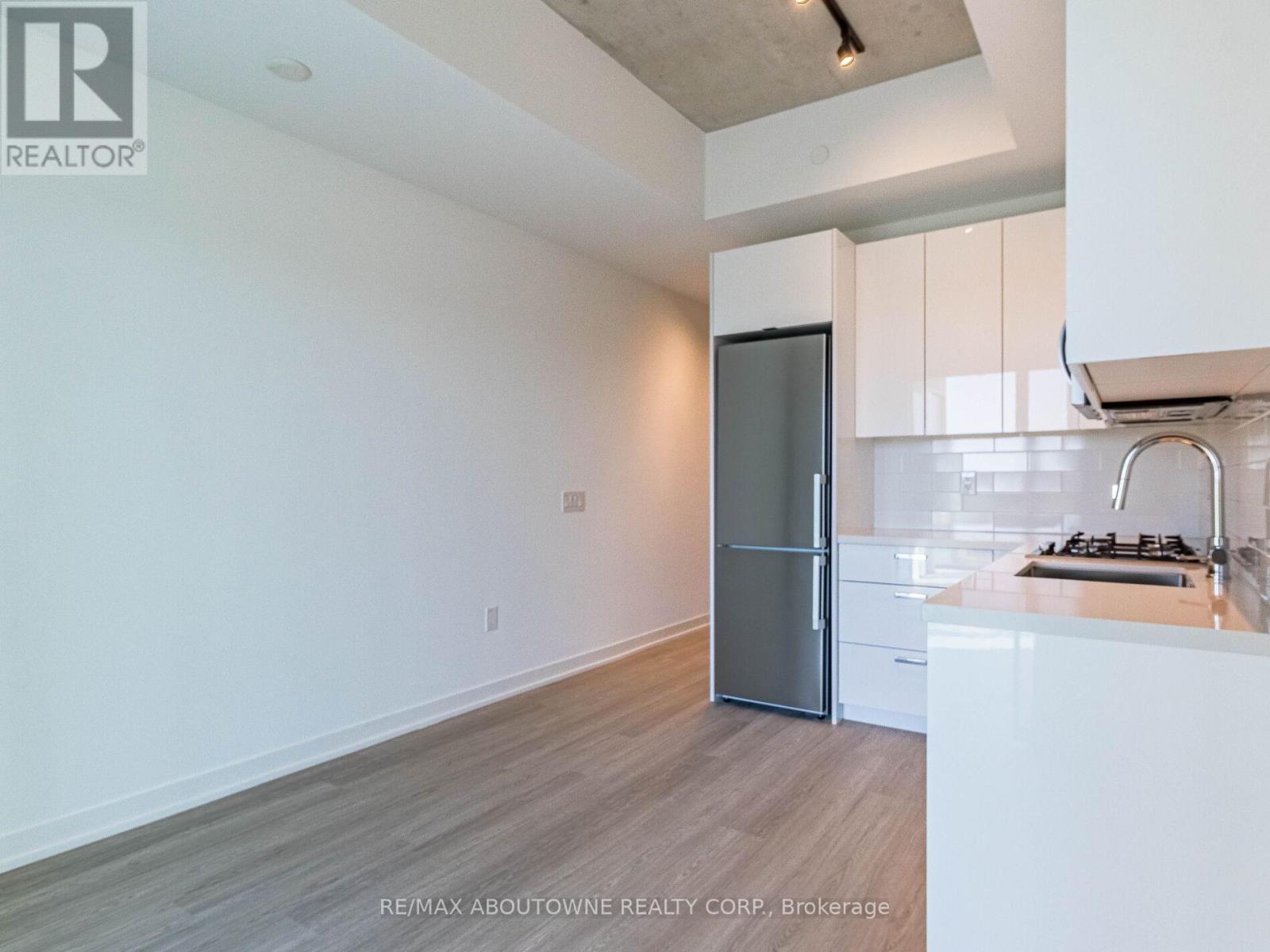 720 - 195 Mccaul Street, Toronto, Ontario  M5T 1W6 - Photo 13 - C12497268