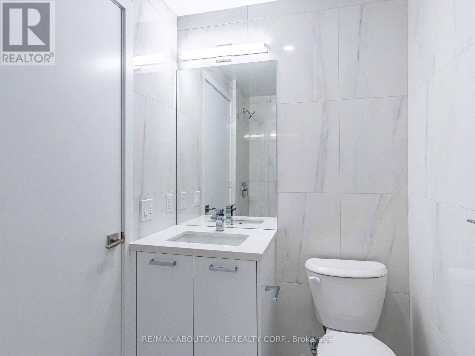 720 - 195 Mccaul Street, Toronto, Ontario  M5T 1W6 - Photo 23 - C12497268