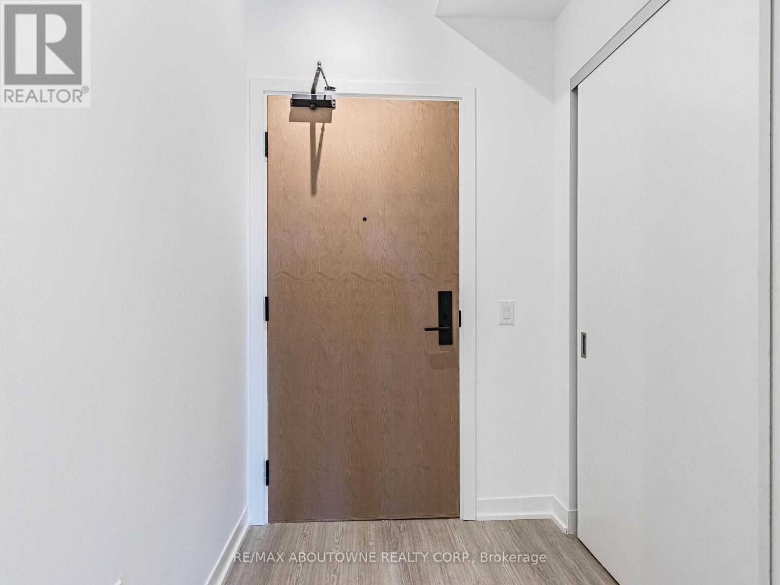 720 - 195 Mccaul Street, Toronto, Ontario  M5T 1W6 - Photo 6 - C12497268