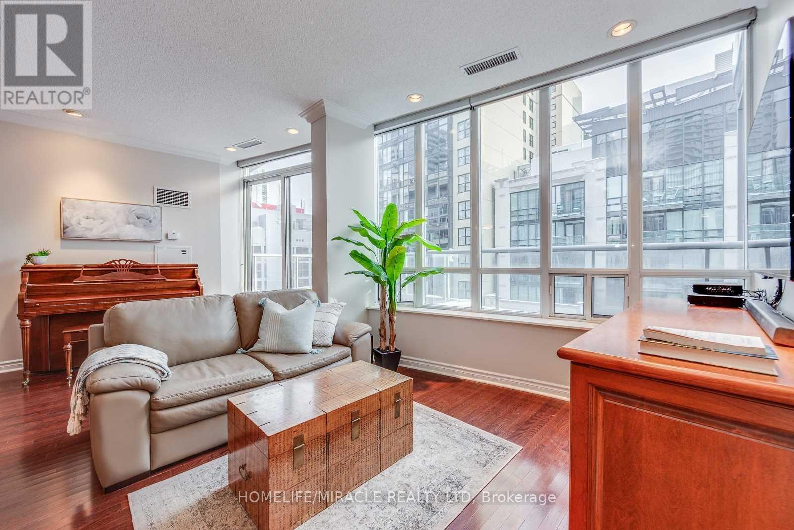 Ph09 - 270 Wellington Street W, Toronto, Ontario  M5V 3P5 - Photo 7 - C12497318