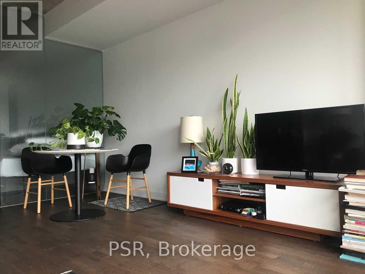 1204 - 629 King Street W, Toronto, Ontario  M5V 1M5 - Photo 2 - C12497322