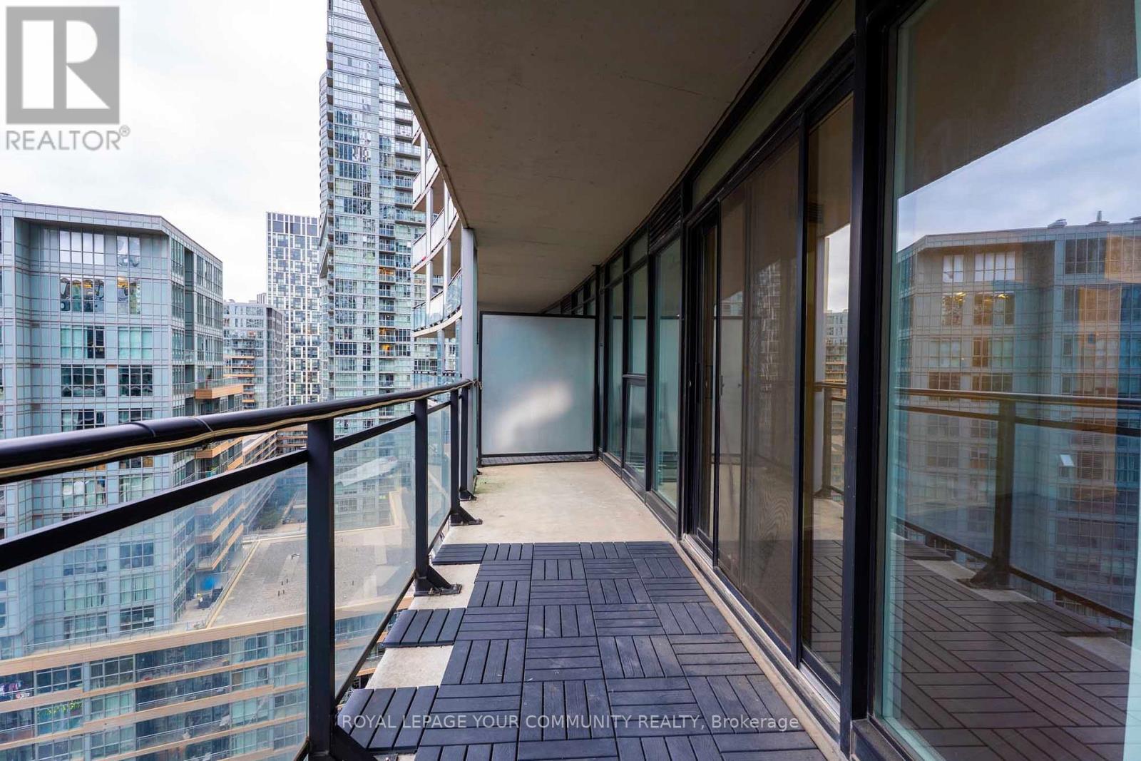 2111 - 25 Capreol Court, Toronto, Ontario  M5V 3Z7 - Photo 13 - C12497346