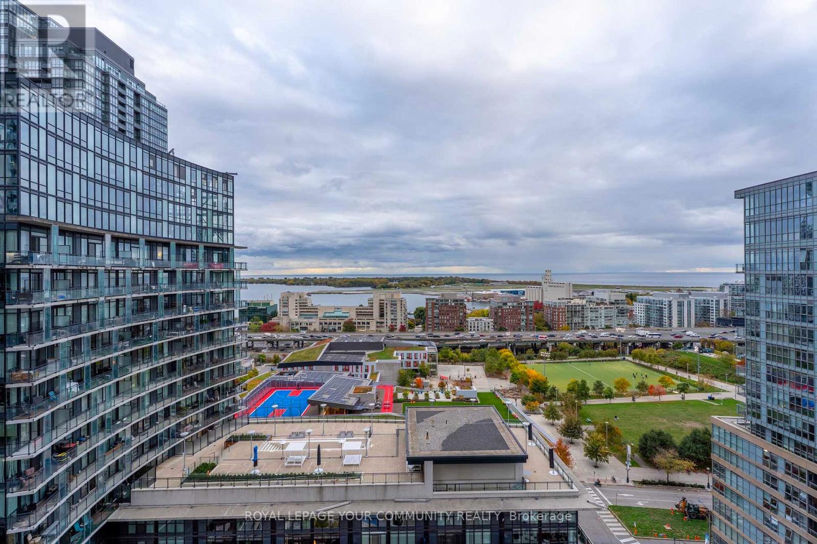 2111 - 25 Capreol Court, Toronto, Ontario  M5V 3Z7 - Photo 16 - C12497346