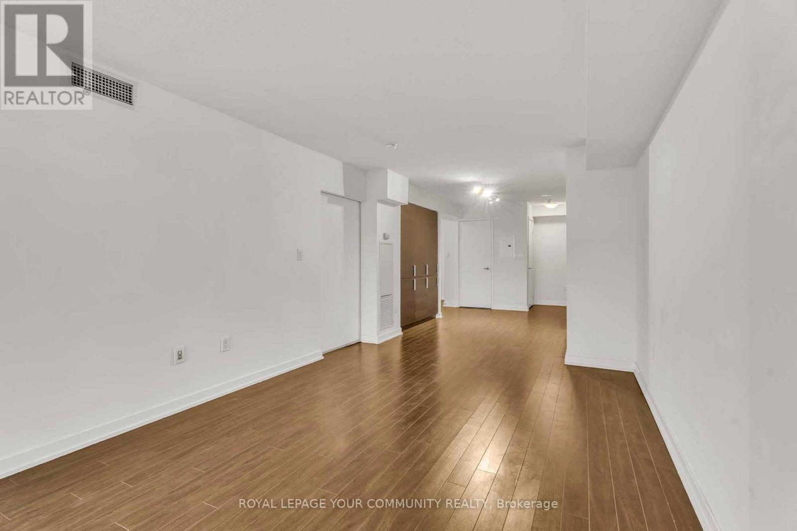 2111 - 25 Capreol Court, Toronto, Ontario  M5V 3Z7 - Photo 3 - C12497346