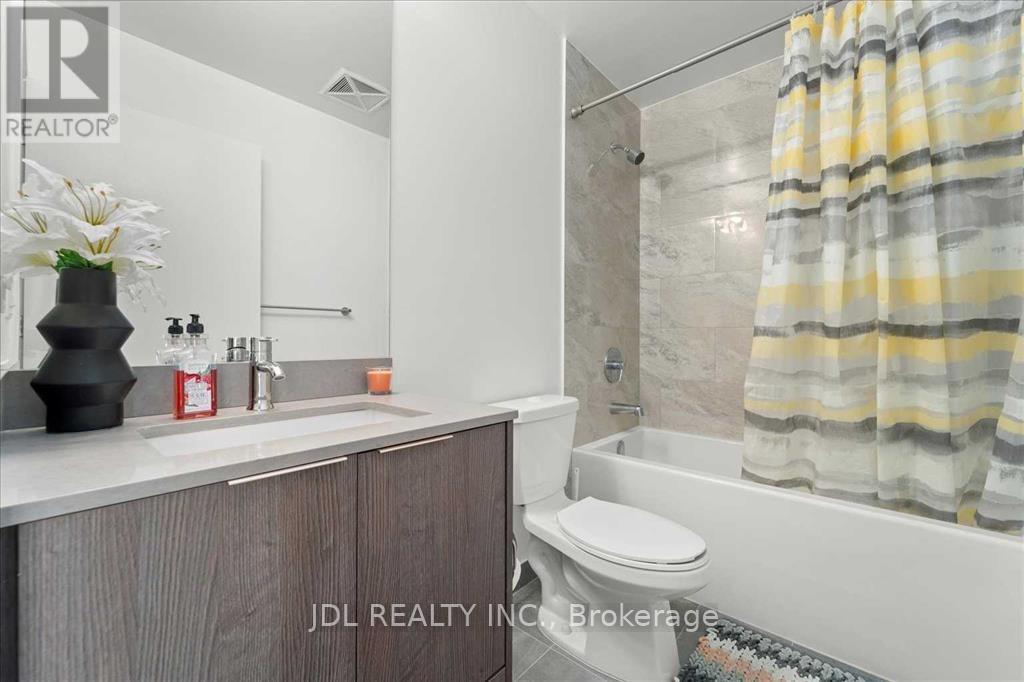 202 - 36 Forest Manor Road, Toronto, Ontario  M2J 1M5 - Photo 9 - C12497468