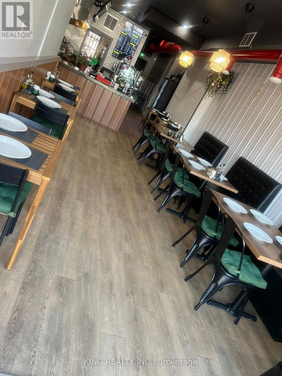 1637 Eglinton Avenue W, Toronto, Ontario  M6E 2H1 - Photo 2 - C12497816