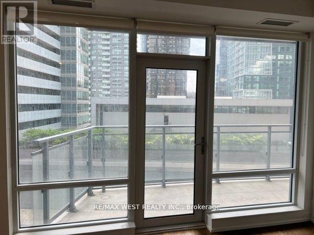 1209 - 21 Widmer Street, Toronto, Ontario  M5V 2E8 - Photo 12 - C12497862