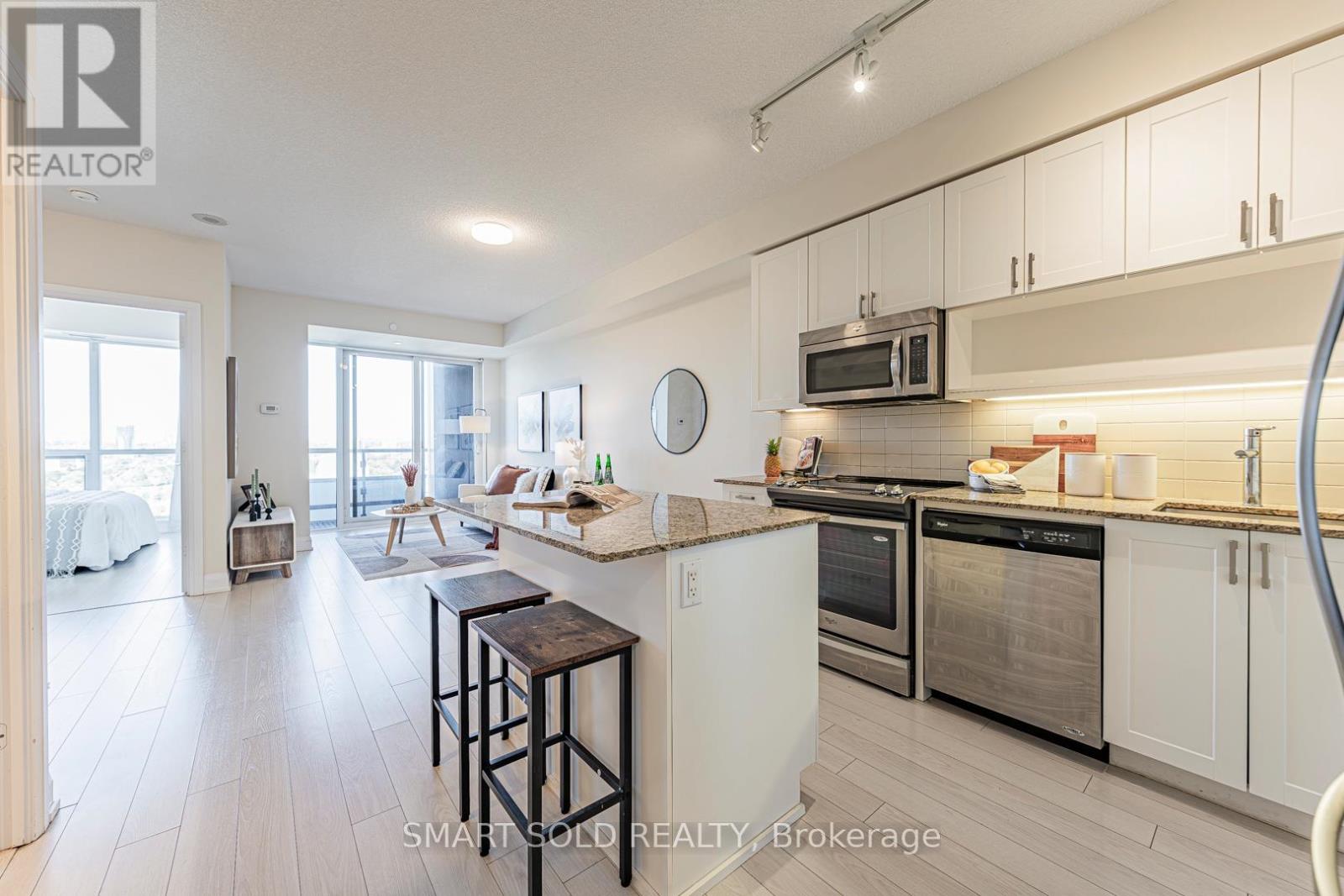 1904 - 18 Graydon Hall Drive, Toronto, Ontario  M3A 0A4 - Photo 5 - C12497900