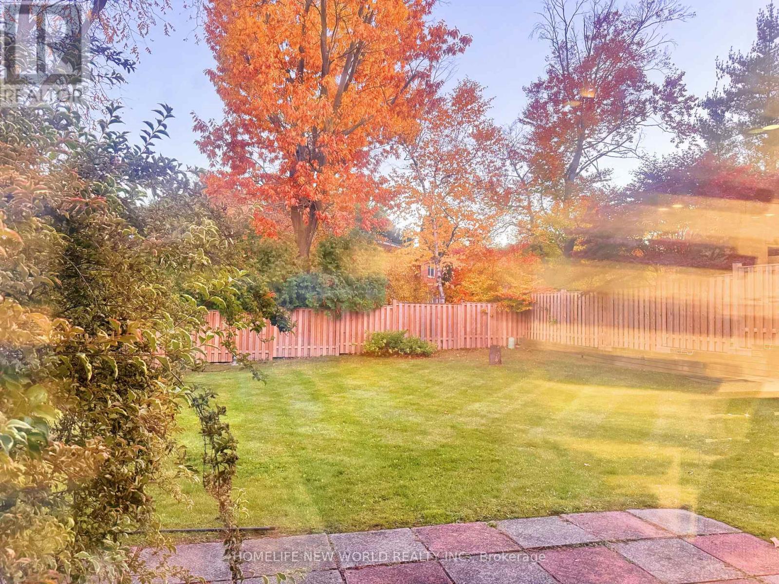 39 Davean Drive, Toronto, Ontario  M2L 2R6 - Photo 18 - C12497948