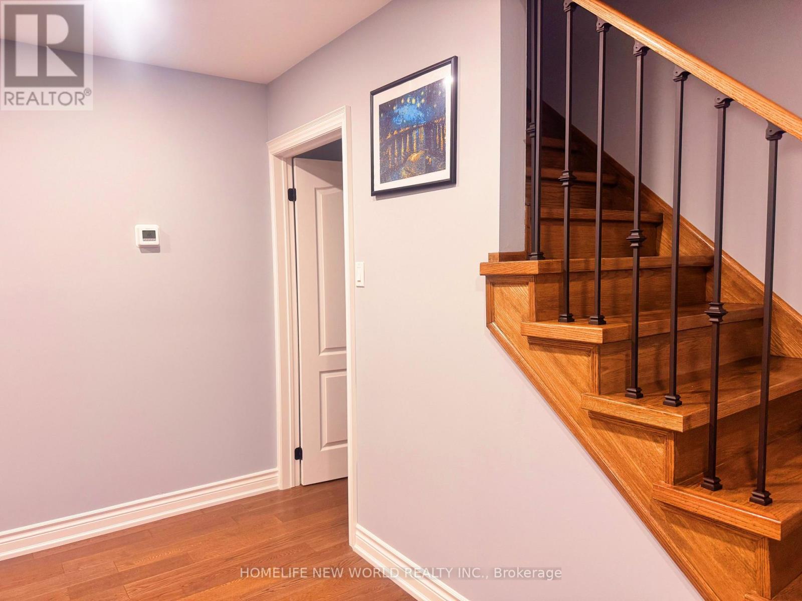 39 Davean Drive, Toronto, Ontario  M2L 2R6 - Photo 3 - C12497948