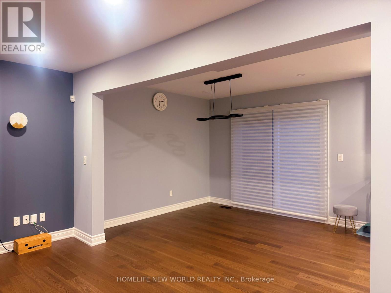 39 Davean Drive, Toronto, Ontario  M2L 2R6 - Photo 5 - C12497948