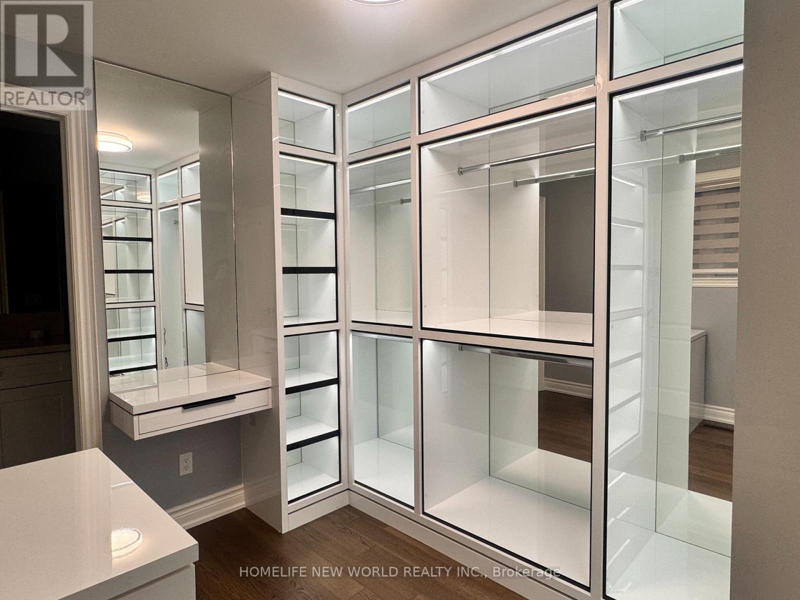 39 Davean Drive, Toronto, Ontario  M2L 2R6 - Photo 9 - C12497948