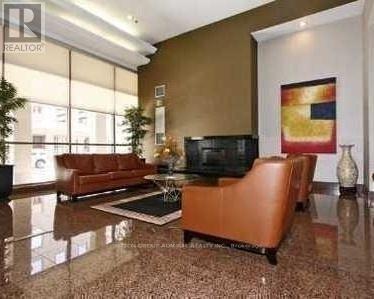 2401 - 736 Bay Street, Toronto, Ontario  M5G 1N6 - Photo 3 - C12497990