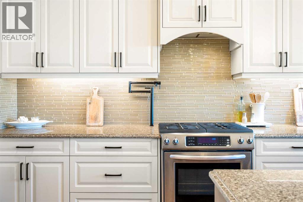 163 Cranarch Landing Se, Calgary, Alberta  T3M 0Z6 - Photo 9 - A2267357