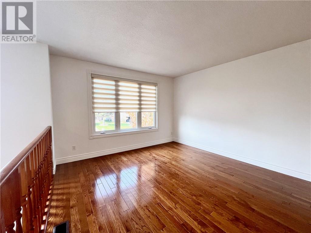 74 Lady Ashley Court, Greater Sudbury, Ontario  P3E 5Z7 - Photo 5 - 2125413