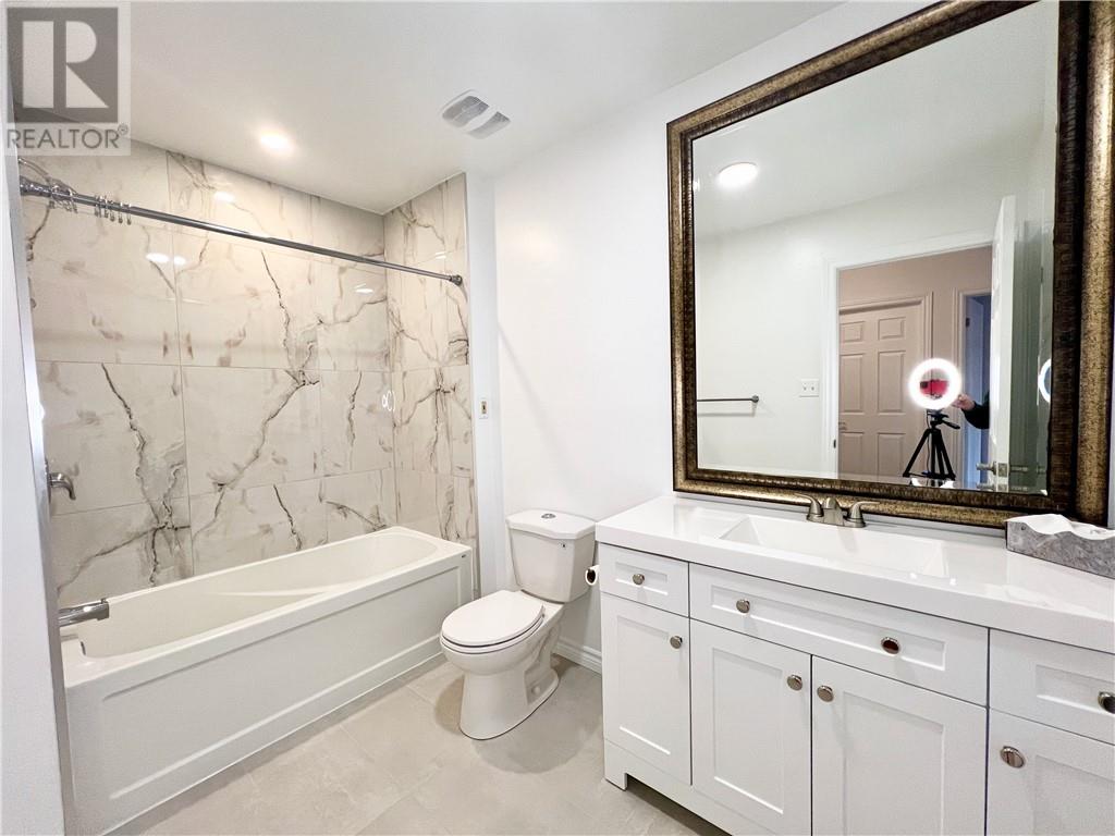 74 Lady Ashley Court, Greater Sudbury, Ontario  P3E 5Z7 - Photo 8 - 2125413