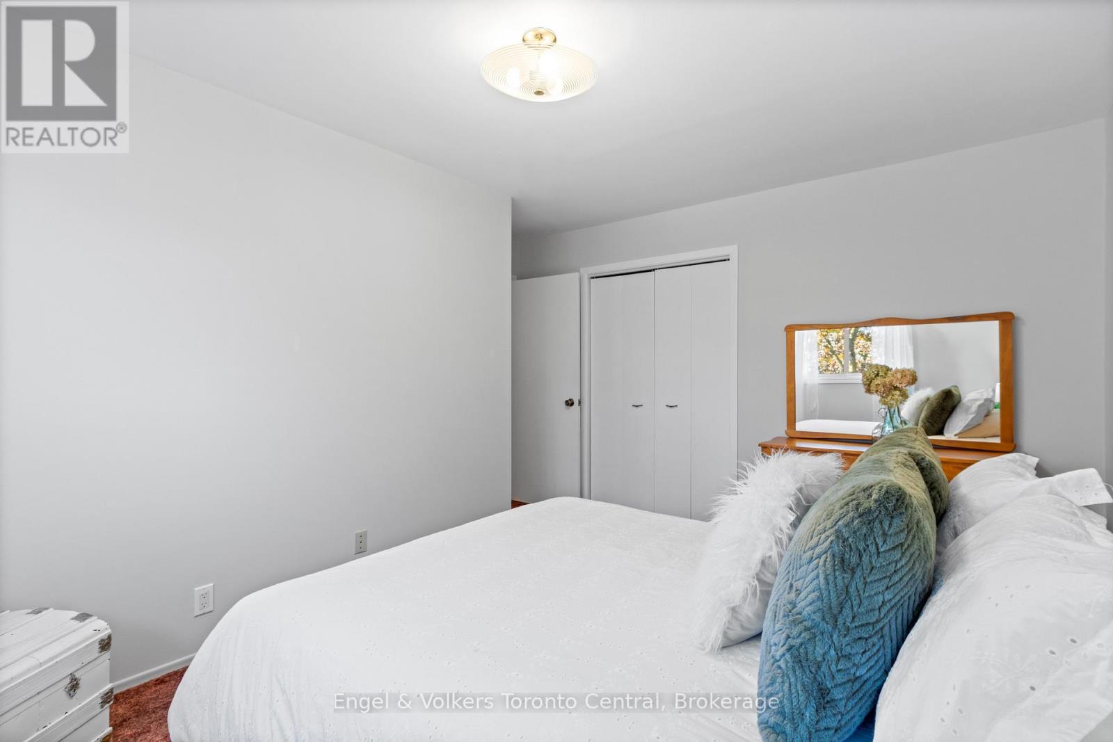 1810 6th Avenue W, Owen Sound, Ontario  N4K 5H9 - Photo 26 - X12498038