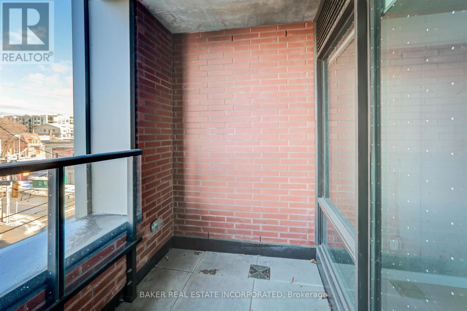 310 - 246 Logan Avenue, Toronto, Ontario  M4M 0E9 - Photo 10 - E12497248