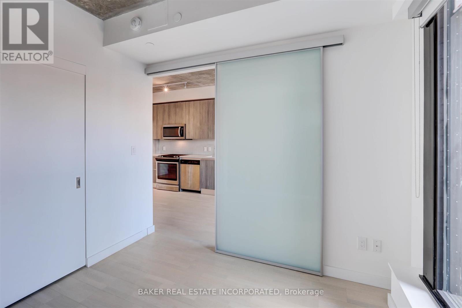 310 - 246 Logan Avenue, Toronto, Ontario  M4M 0E9 - Photo 13 - E12497248