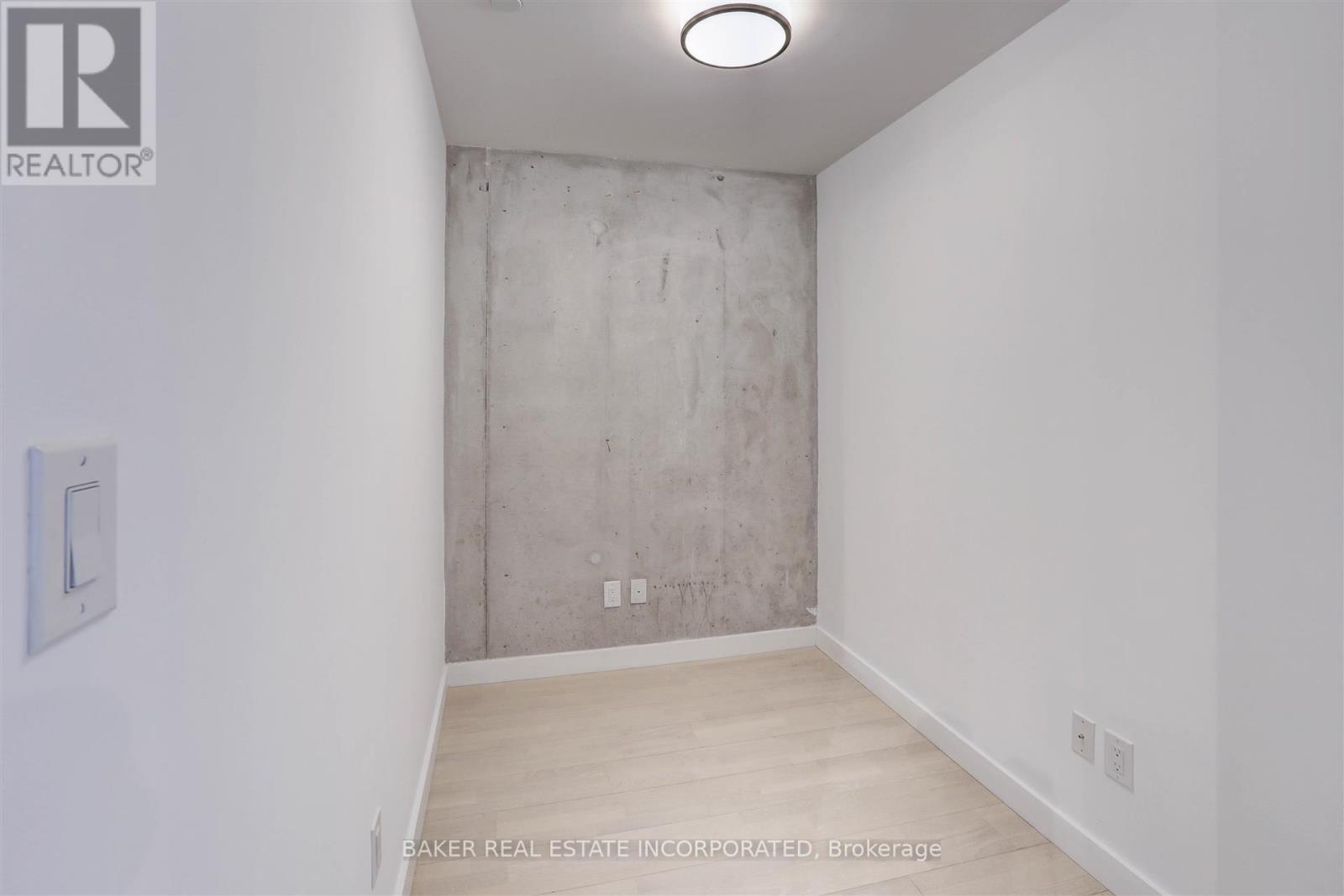 310 - 246 Logan Avenue, Toronto, Ontario  M4M 0E9 - Photo 14 - E12497248