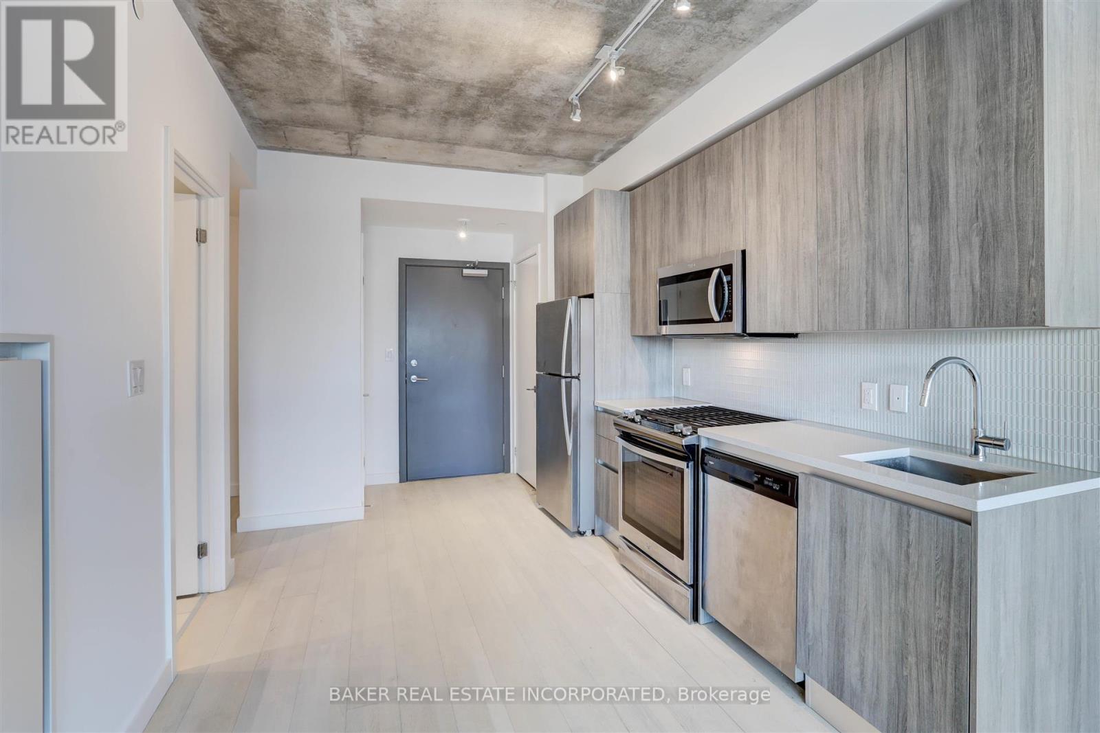 310 - 246 Logan Avenue, Toronto, Ontario  M4M 0E9 - Photo 6 - E12497248