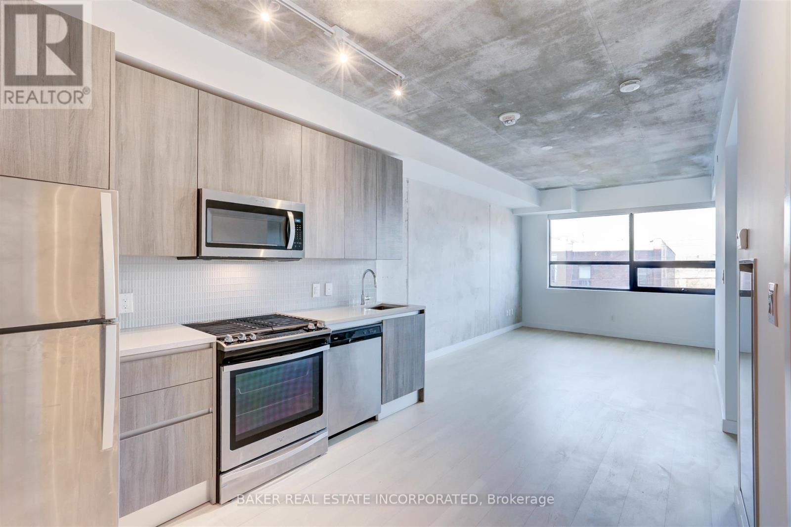 310 - 246 Logan Avenue, Toronto, Ontario  M4M 0E9 - Photo 8 - E12497248