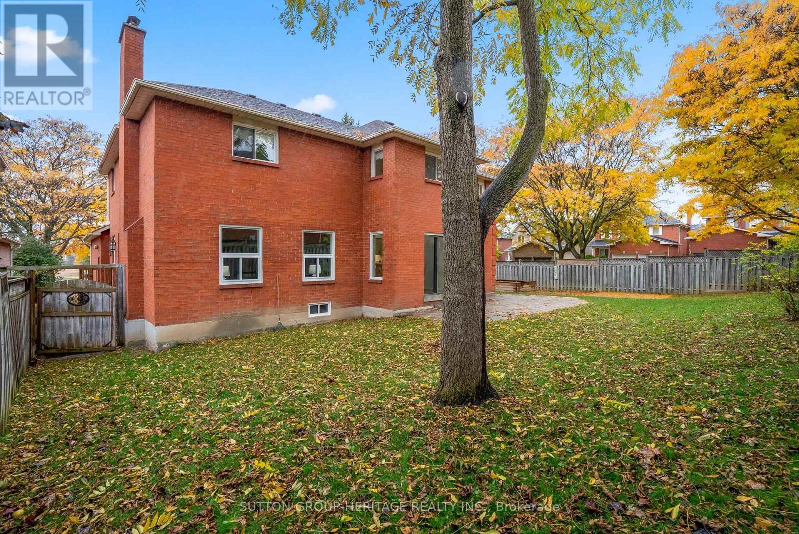 16 Mantell Crescent, Ajax, Ontario  L1T 3N6 - Photo 10 - E12497450