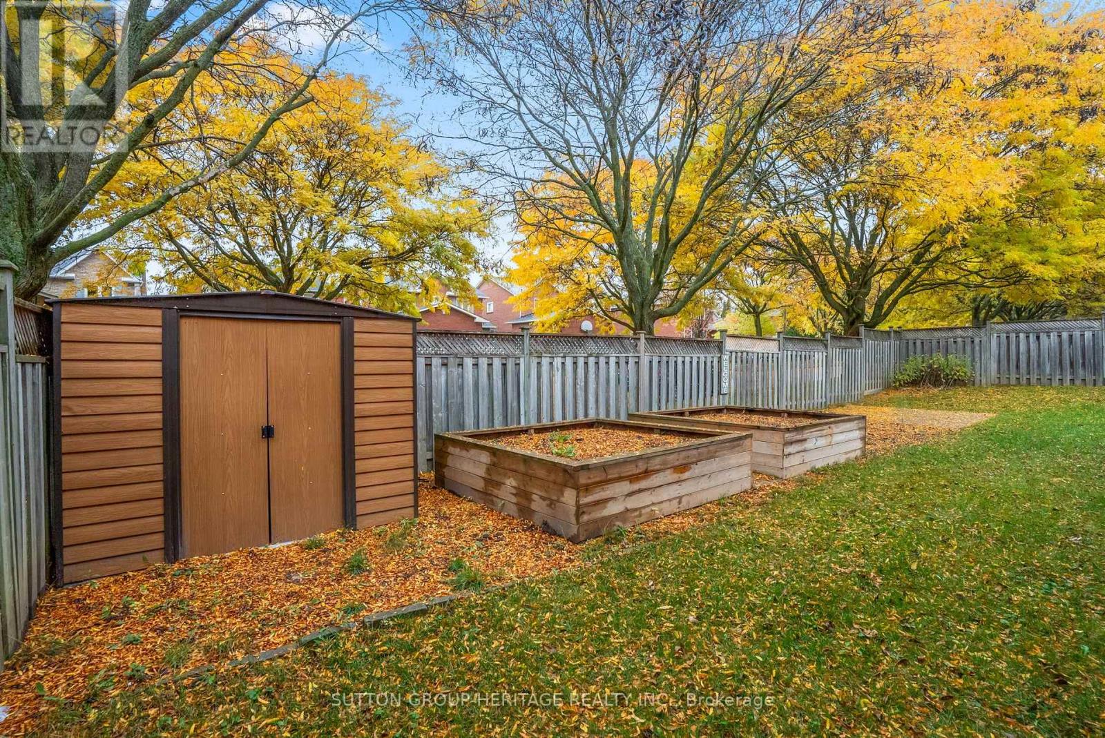 16 Mantell Crescent, Ajax, Ontario  L1T 3N6 - Photo 12 - E12497450