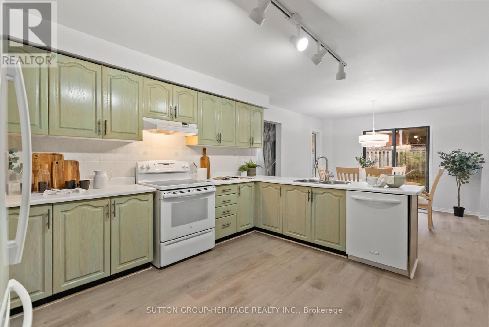 16 Mantell Crescent, Ajax, Ontario  L1T 3N6 - Photo 19 - E12497450