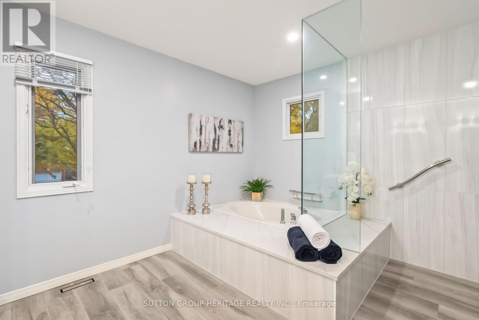 16 Mantell Crescent, Ajax, Ontario  L1T 3N6 - Photo 37 - E12497450