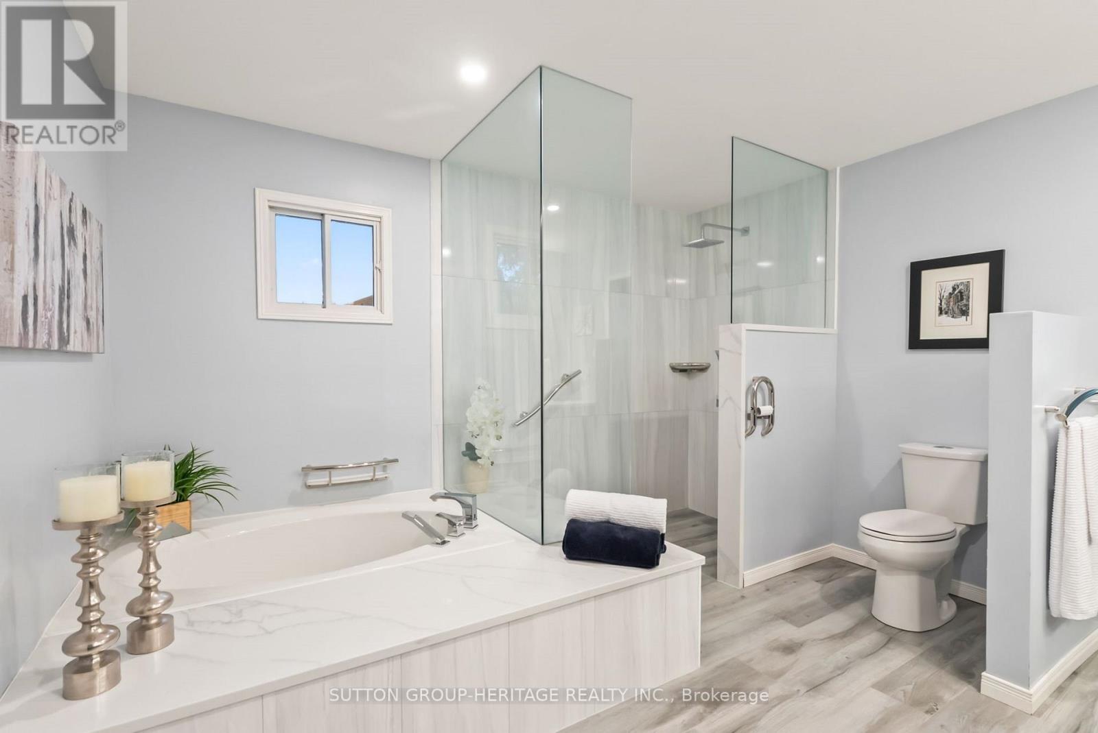 16 Mantell Crescent, Ajax, Ontario  L1T 3N6 - Photo 38 - E12497450