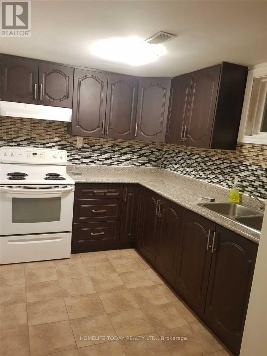 Bsmt - 1616 Mcbrady Crescent, Pickering, Ontario  L1X 2B6 - Photo 4 - E12497478