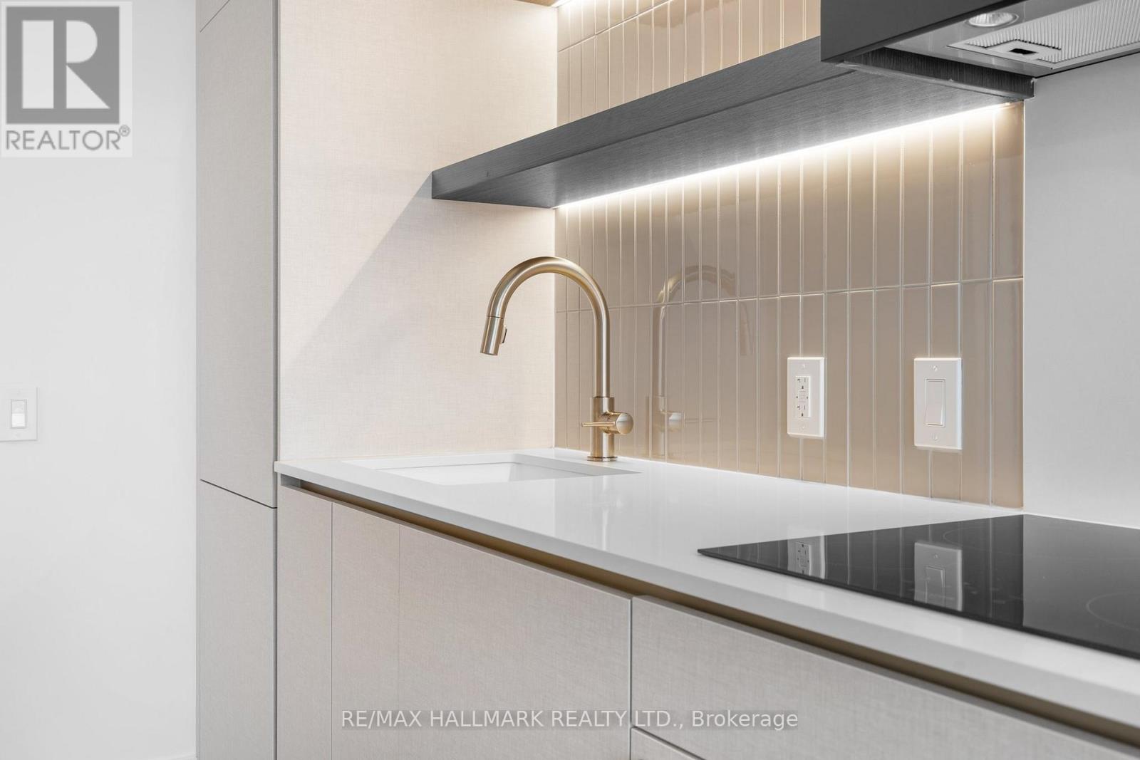 405 - 1285 Queen Street E, Toronto, Ontario  M4L 1C2 - Photo 14 - E12497776