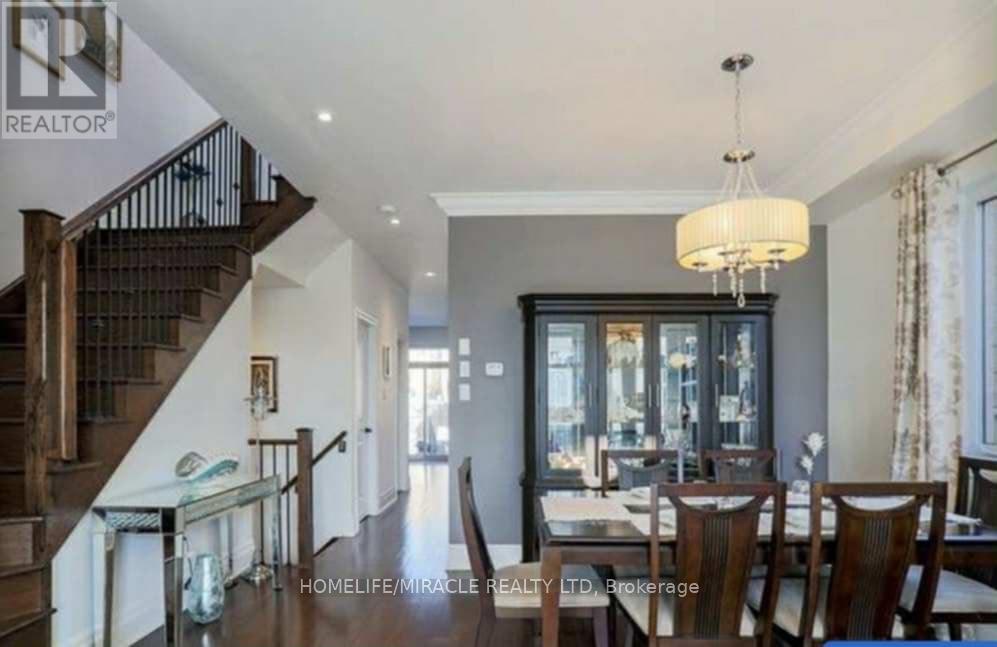 117 Magnolia Avenue, Toronto, Ontario  M1K 3K7 - Photo 2 - E12497810