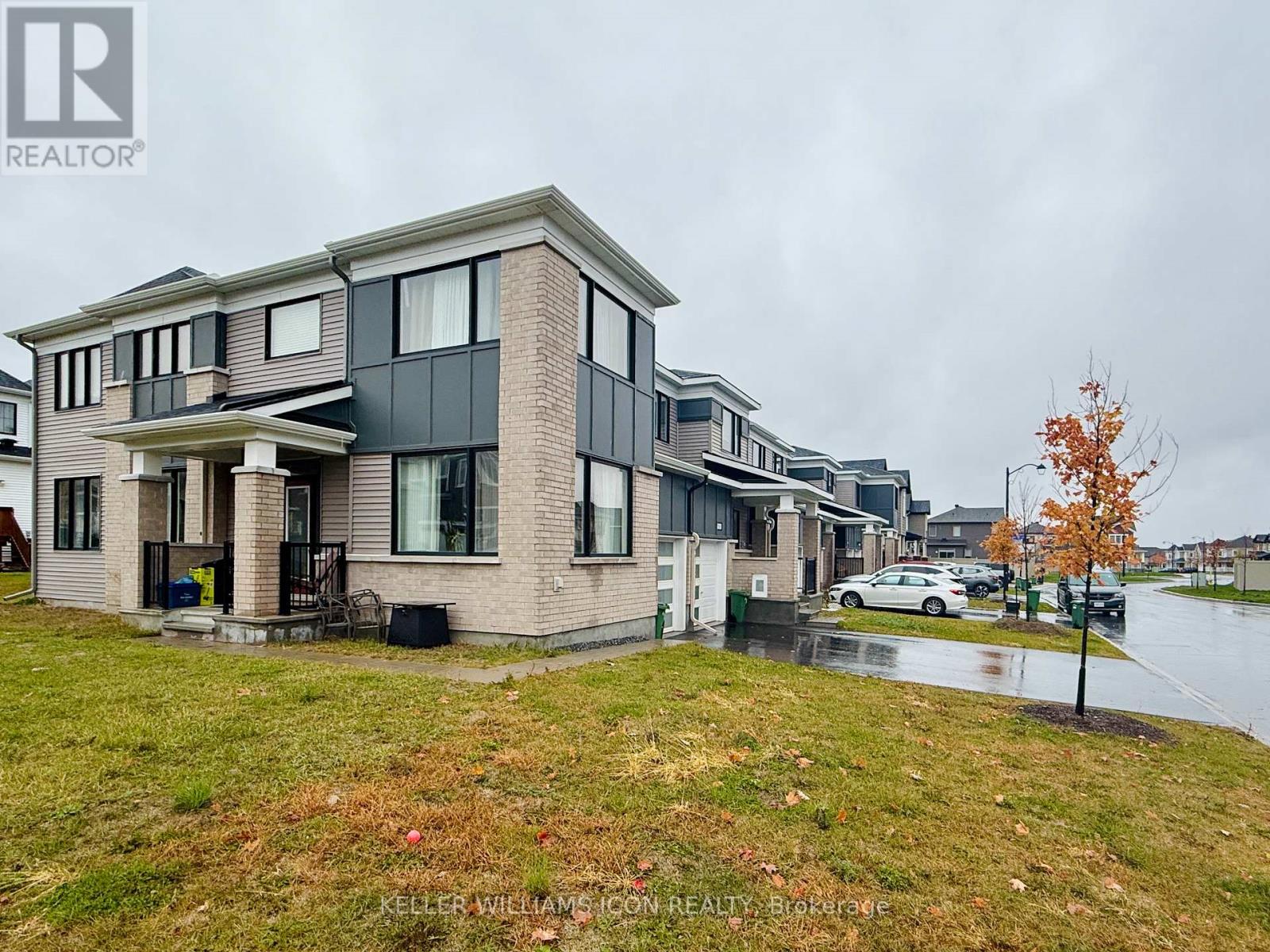 990 Fameflower Street, Ottawa, Ontario  K2J 7A1 - Photo 3 - X12498032