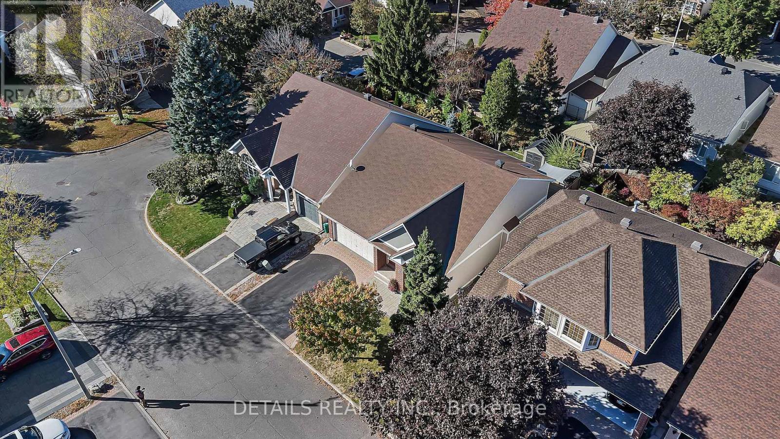 6121 Bristlecone Way, Ottawa, Ontario  K1W 1H8 - Photo 48 - X12464410