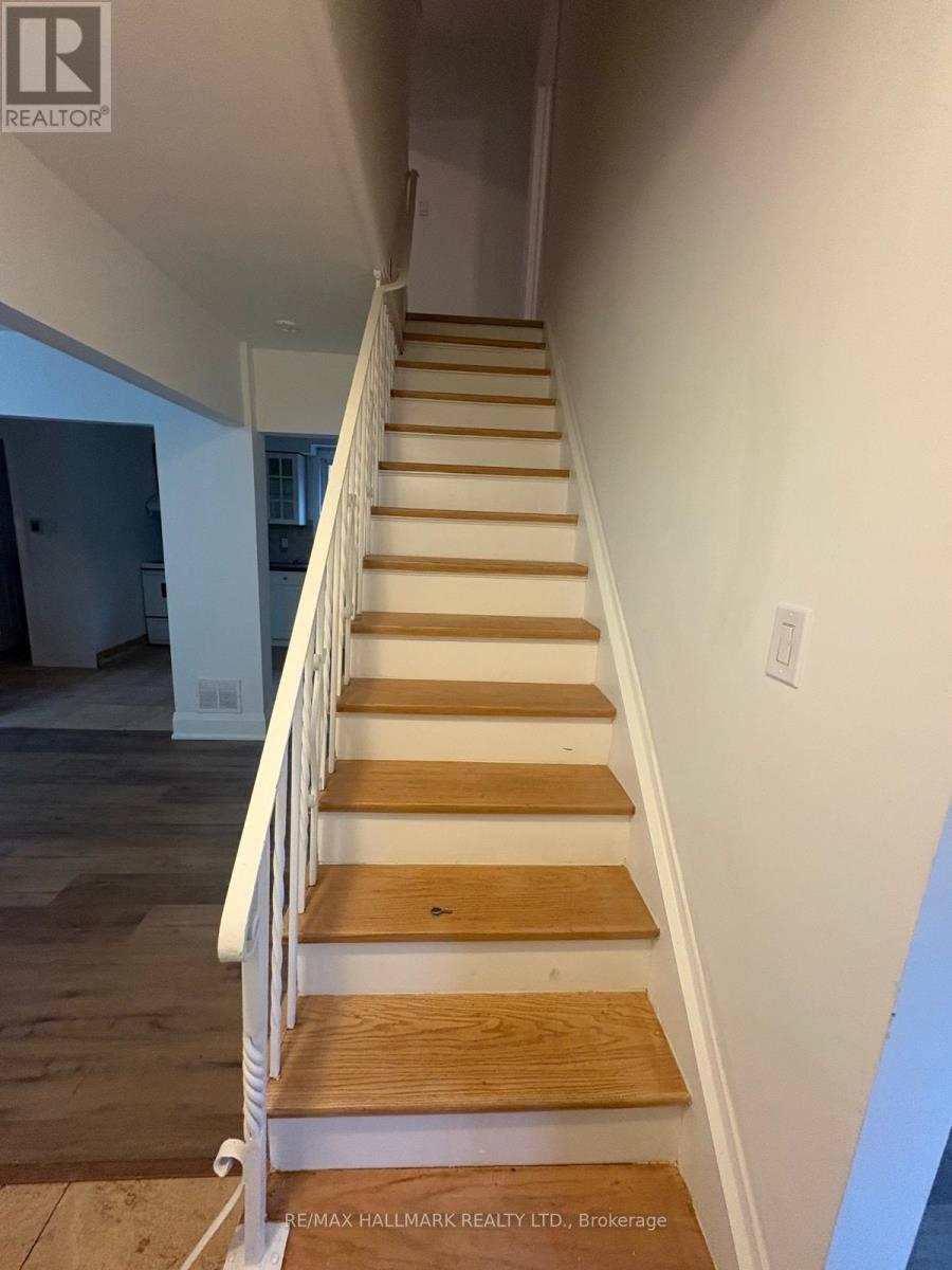 18 Woodward Avenue, Markham, Ontario  L3T 1E4 - Photo 13 - N12497266