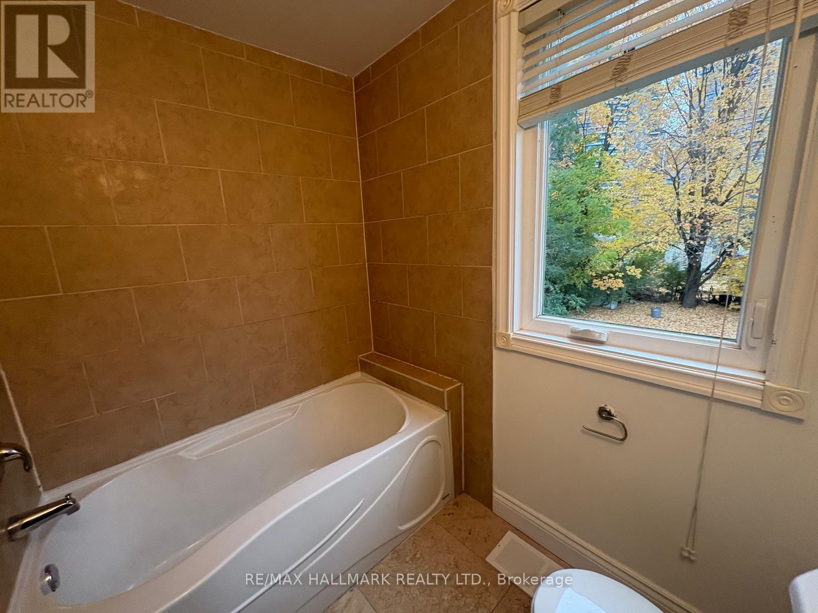 18 Woodward Avenue, Markham, Ontario  L3T 1E4 - Photo 16 - N12497266