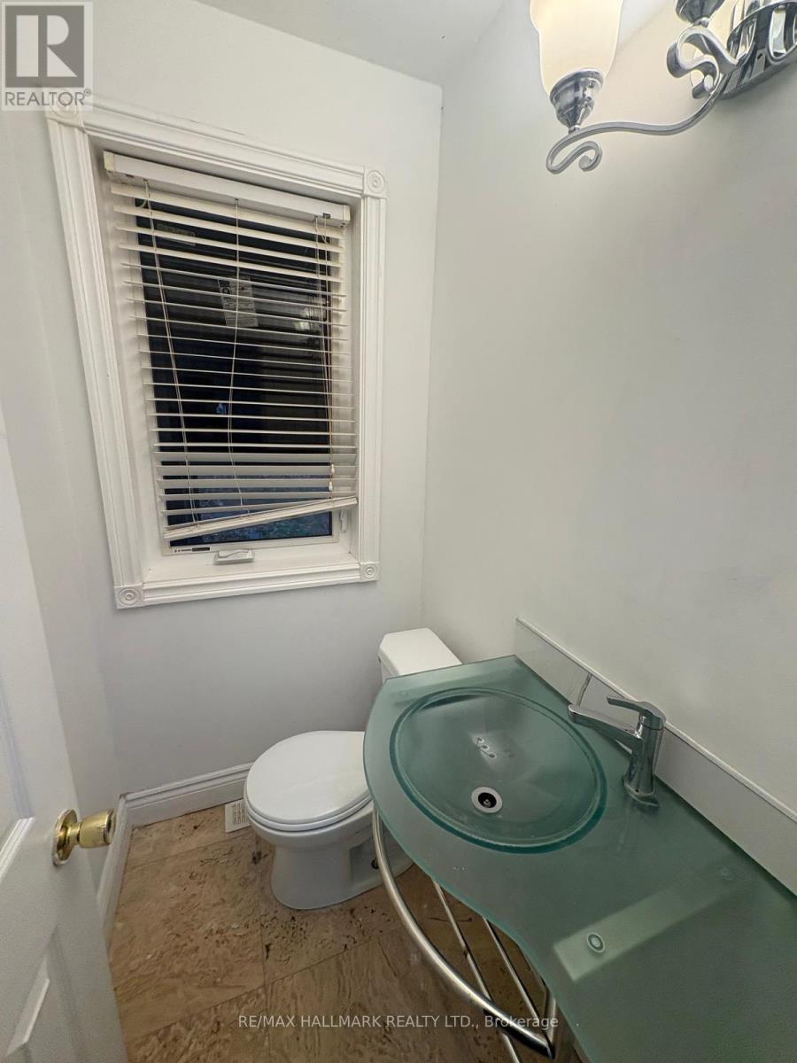 18 Woodward Avenue, Markham, Ontario  L3T 1E4 - Photo 27 - N12497266