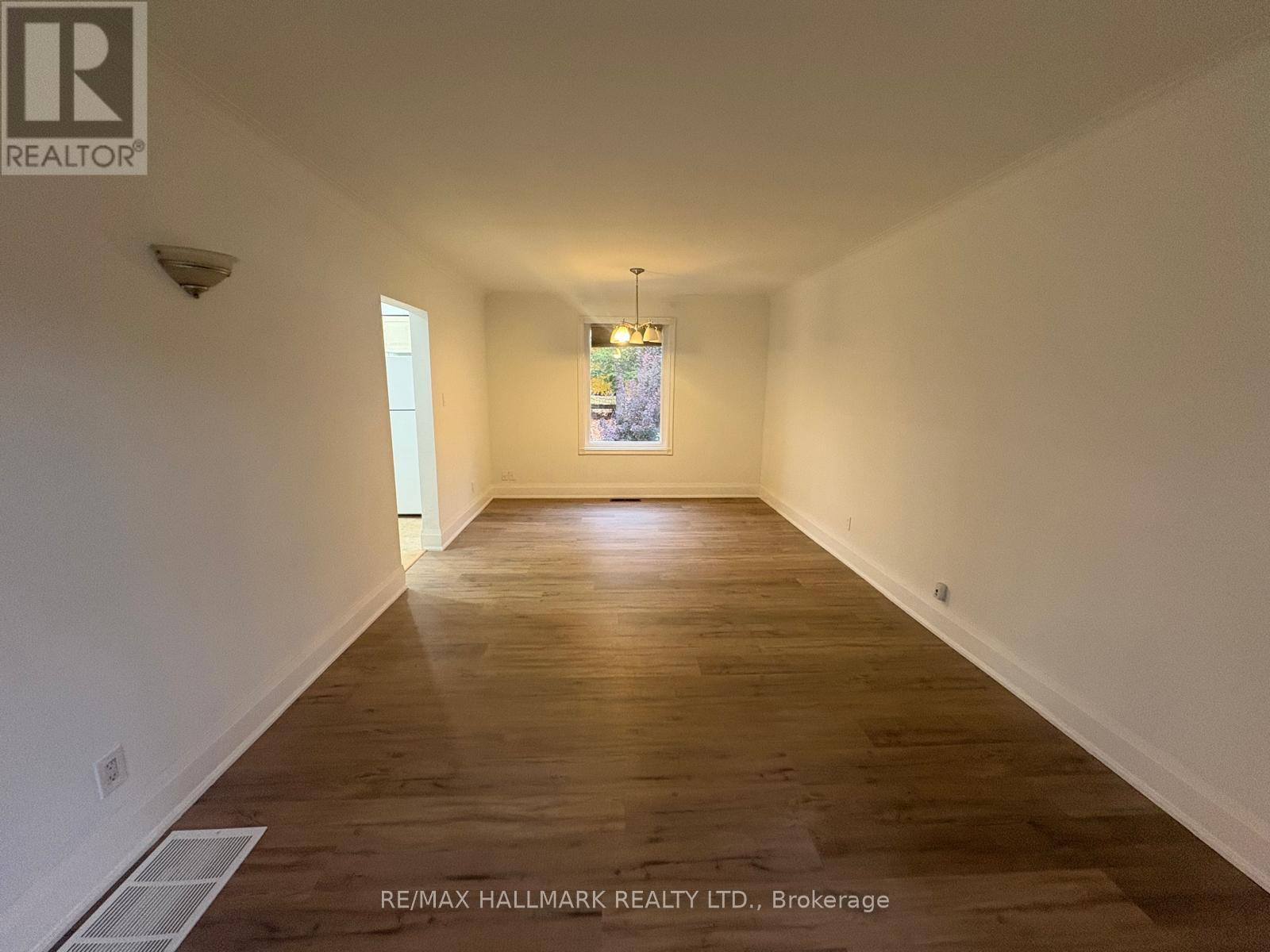 18 Woodward Avenue, Markham, Ontario  L3T 1E4 - Photo 3 - N12497266