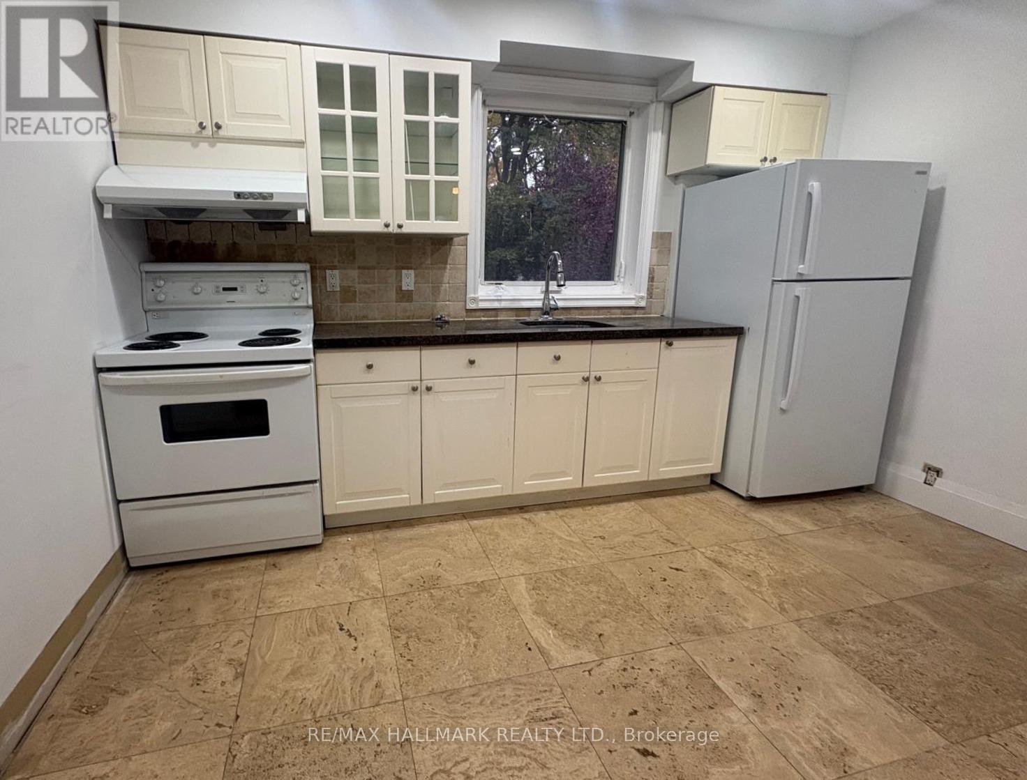 18 Woodward Avenue, Markham, Ontario  L3T 1E4 - Photo 9 - N12497266